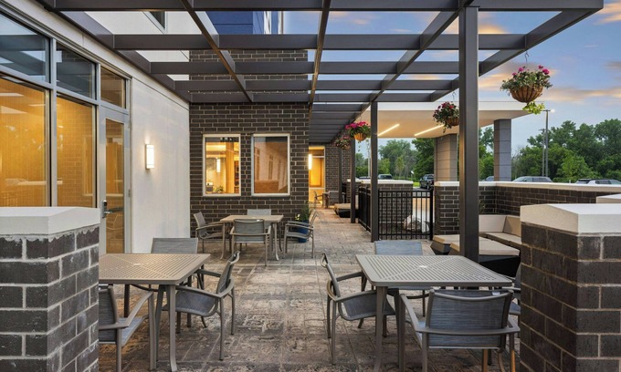 Eau Claire Hotel | SpringHill Suites by Marriott Eau Claire