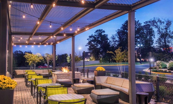 Lakeview Hotel | SpringHill Suites by Marriott Gainesville Haymarket