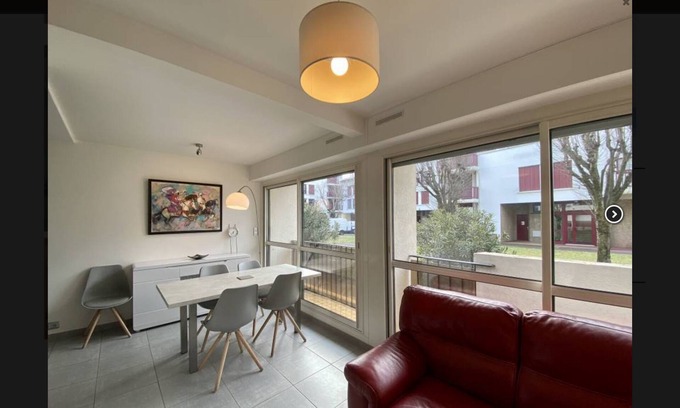 Saint-Jean-de-Luz Apartment | ST JEAN DE LUZ BEL F3 10 MINUTES WALK FROM THE PORT/TOWN CENTER/BEACH/STATION. WIRELESS