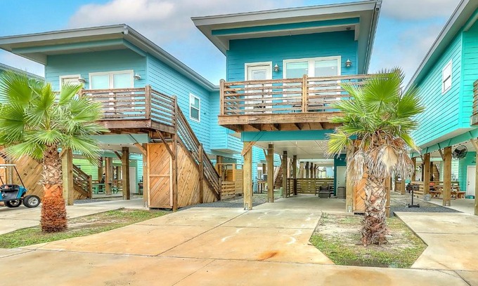 Port Aransas House | Stack Overflow