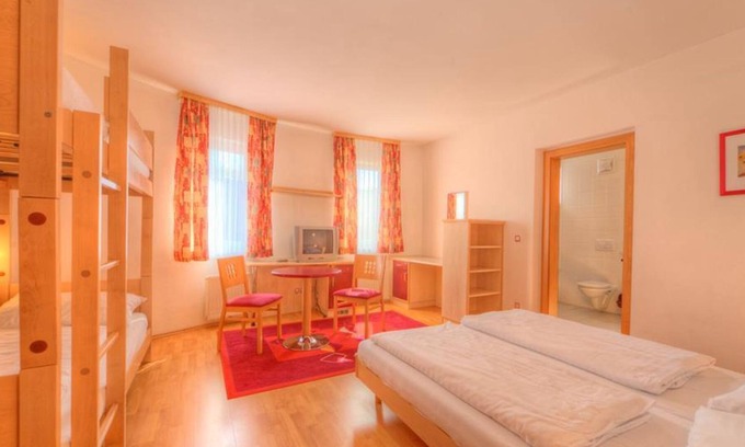 Rust Apartment | Standard Familienzimmer - Hotel am See Rust
