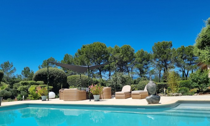 Les Arcs-sur-Argens Villa | STANDING AIR-CONDITIONED VILLA (2 to 4 people). PRIVATE WING 'AU CALME' SWIMMING POOL