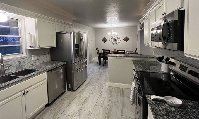 South Oklahoma City House | Stanley Rother Shrine Vacation Home. Spacious, with easy access to Main Highways