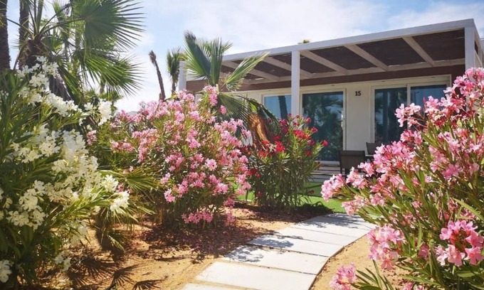 Crevillente House | Stay Close to Mediterranean Coast! Kitchen & Terrace! Pools Onsite, Spa Center!