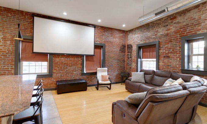 Evansville House | Stay in Evansville's First Veterinary Hospital - Sleeps 12 - Rooftop Deck!