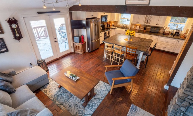 Idaho Springs Cabin | Stay in the Rockies 1.3 miles to I-70 .5 Miles to Hotsprings 25 mins to Redrocks