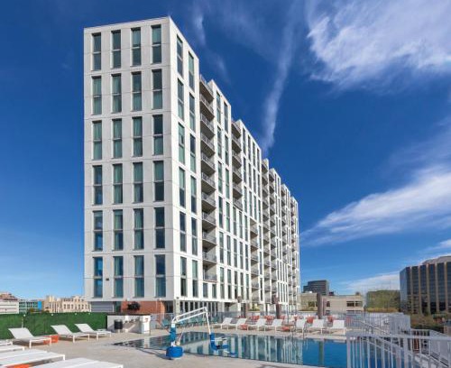 Civic District House | Stay in this 2BD resort condo to visit Austin gym and pool onsite