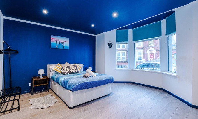 Fleetwood Apartment | Stay With Empire - Windsor Terrace