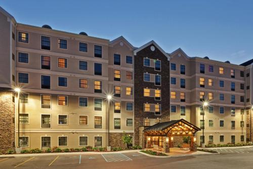 West Seneca Hotel | Staybridge Suites Buffalo by IHG
