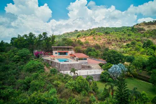 Lonavala Villa | StayVista's Lake Mansion - Lakeside Villa with Mountain View, Large Pool & Sprawling Lawn