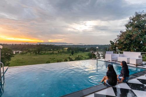 Karjat Villa | StayVista's Vine & Splash - Riverside villa with an infinity pool and indoor games