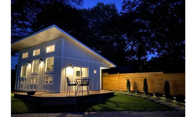Travelers Rest House | ✨ Steps from the Swamp Rabbit Trail, Tandem Coffee, Topsoil and more.