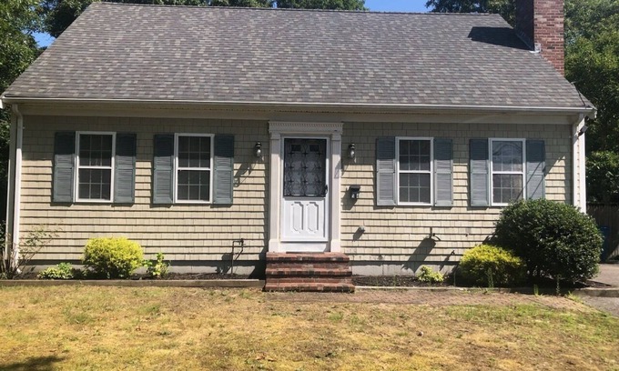 East Falmouth House | Steps to the Beach, Beautiful Home in East Falmouth