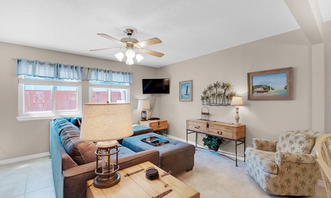 Sugar Beach Condo | ☀️Steps2Beach-Comm.Pool-Navarre Pier-2BR Sugar Beach F-27