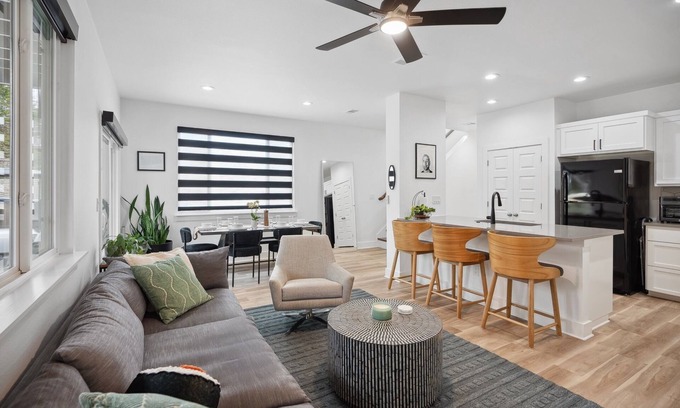Point Venture House | Stevies Place - Point Venture