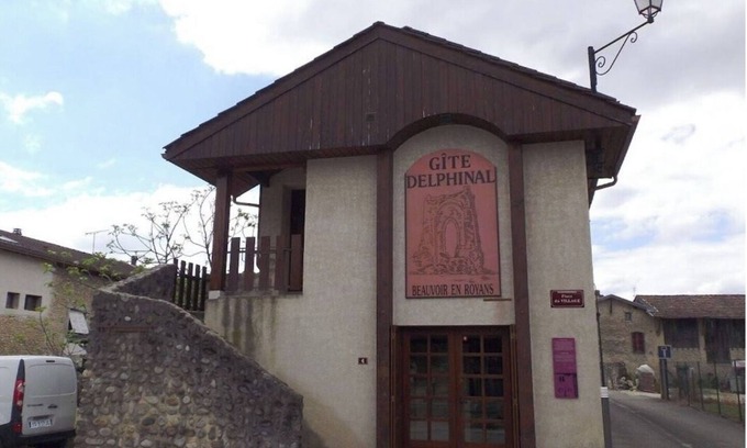 Beauvoir-en-Royans House | Stopover gîte for groups of 8 people - sportsmen, hikers, families