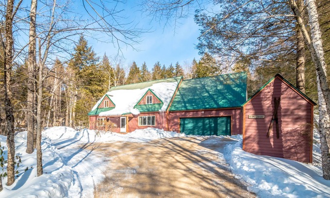 Intervale House | Story Land, Living Shores, 3.8 miles.n