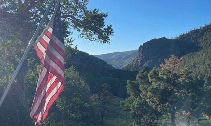 Bellvue Cabin | Storybook Cabin - Private Stream, Secluded, Incredible Canyon View