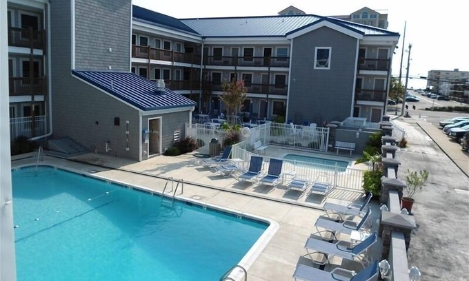 Caine Woods Condo | Stroll to North Ocean City Beaches, cozy 1-bedroom condo awaits