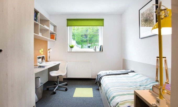 Fabryczna Apartment | Student Depot 96 | Wrocław | Comfy Studio | Desk