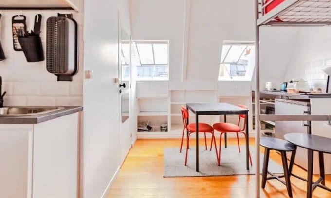 Ternes Apartment | Studette Chic Paris Champs Elysées