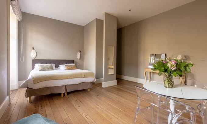 Limoges Apartment | Studio 2 Côté Jardin - La Villa Beaupeyrat