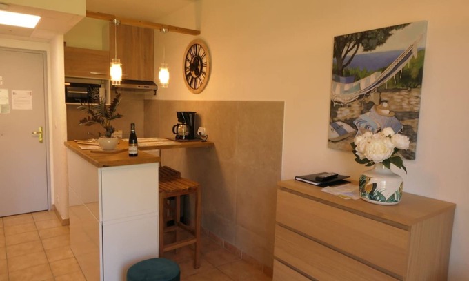 Mouans-Sartoux Apartment | STUDIO 23 M² View golf course Saint Donat