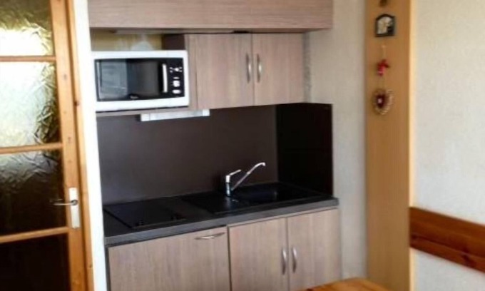 Eclose-Est Apartment | Studio 3 stars comfortable for 4 people - close to the ski lifts