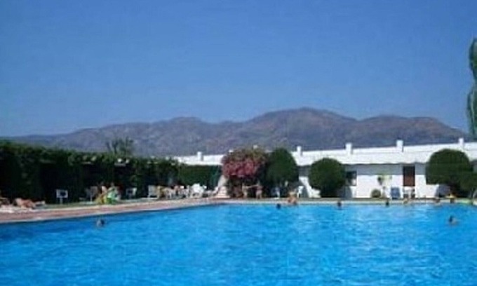 Roses Apartment | Studio 4 pers. View of nature and pool