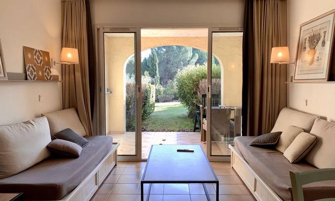 Pont Royal Apartment | Studio 4 persons in Golf International de Pont Royal