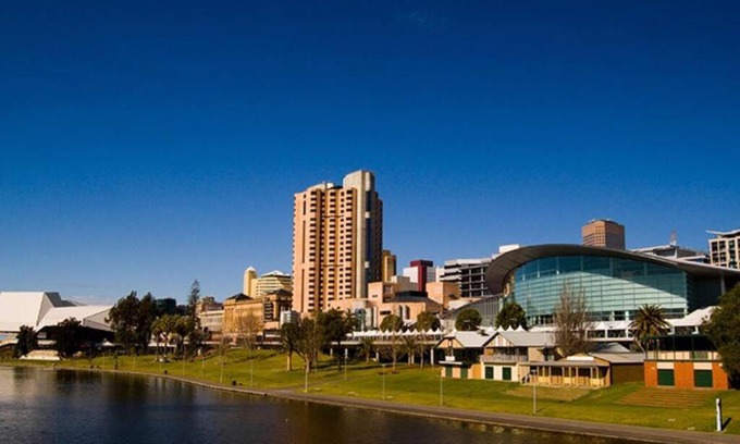 Adelaide Central Business District Apartment | studio 436/247 gouger in the city ex hotel room