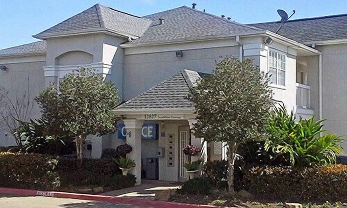 Stafford Hotel | Studio 6 Stafford, TX - Houston - Sugarland