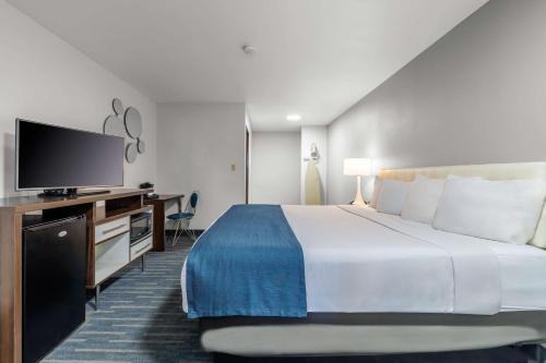 Flagstaff Hotel | Studio 6 Suites Flagstaff AZ