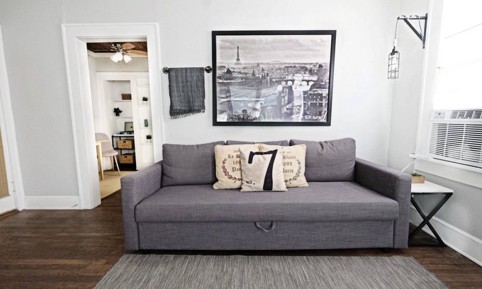 Lower Greenville Apartment | Studio 7 + Lower Greenville