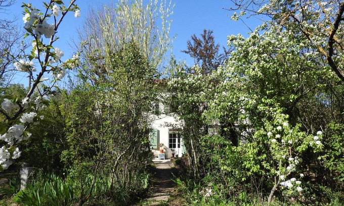 Grand Sud Apartment | STUDIO Aix 30 m² English garden, near the center and river Arc
