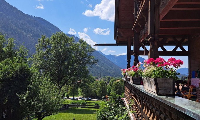 Bayrischzell Apartment | Studio Apartment 'Haus Sunnleitn Vogelsang' with Mountain View, Private Terrace and Wi-Fi
