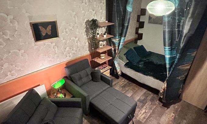Bagnoles-de-l'Orne Apartment | Studio au calme avec stationnement