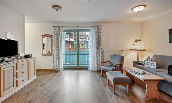 Oberaudorf Apartment | Studio 'Brünnstein-Zimmer 40' with Pool, Shared Garden and Sauna