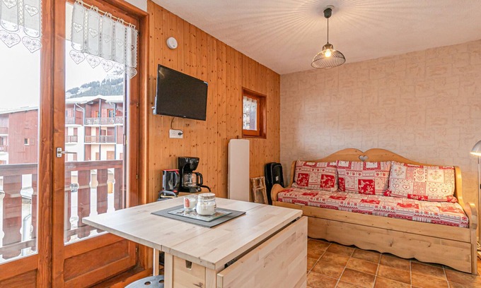 Aussois Apartment | Studio Cabin 3 pers, 22m², Southwest with Balcony