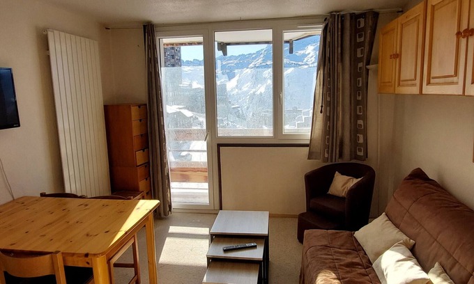 Avoriaz Apartment | Studio Cabin for 4, Balcony South Expo, Avoriaz
