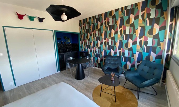 Montceau-les-Mines Apartment | Studio centre-ville