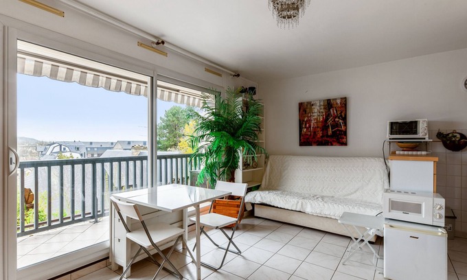 Trouville-sur-Mer Apartment | Studio Conac - Welkeys