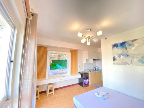 Cagayan de Oro Apartment | Studio Condo with Ocean View at the Balcony with Strong Wifi and Netflix