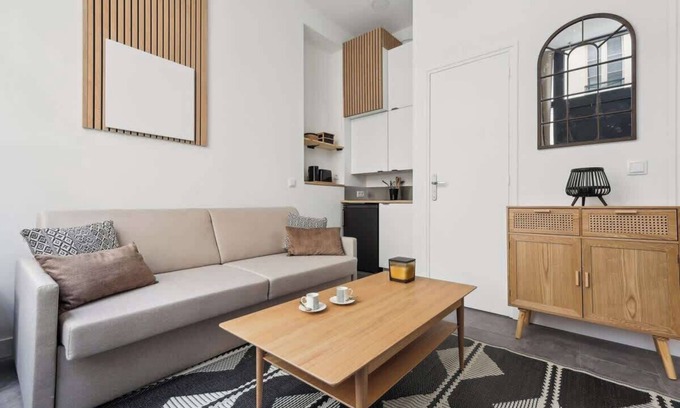 Quartier de Rochechouart Apartment | Studio de Charme - Montmartre/Pigalle