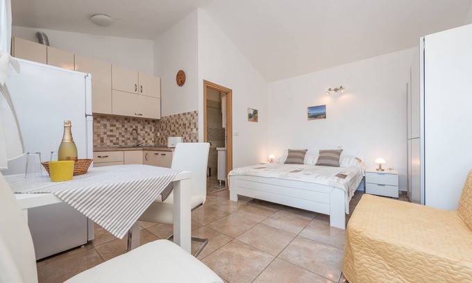 Seline Apartment | Studio flat near beach Seline, Paklenica (AS-6564-a)