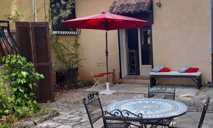 Fayence Apartment | Studio for rent St Cassien lake