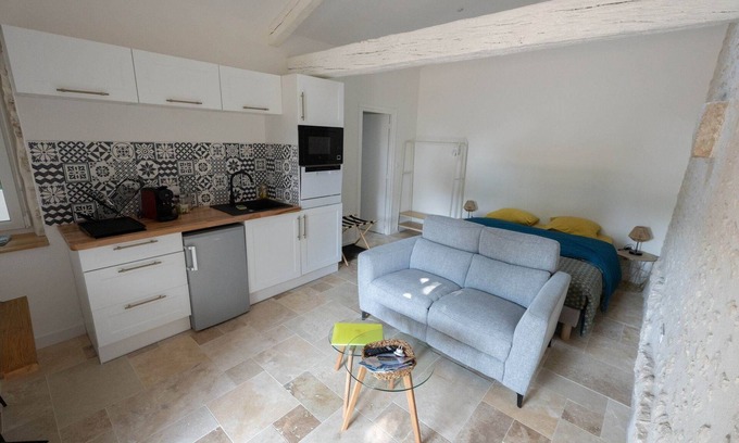 Saint-Porchaire House | Studio