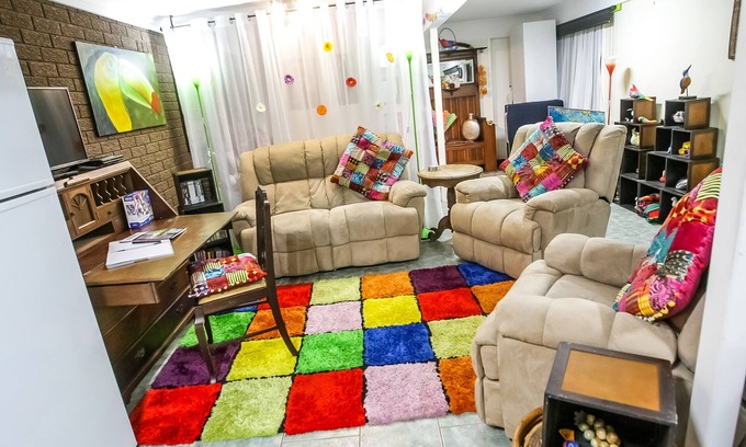 Harlaxton Apartment | Studio in Prize Winning Garden on the Edge of The Great Dividing Range