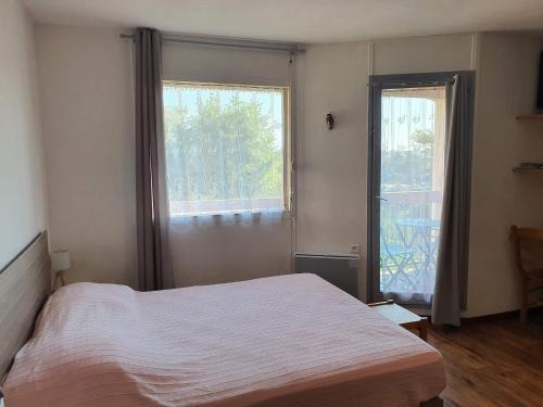Greoux-les-Bains Apartment | Studio "Le Marilou"