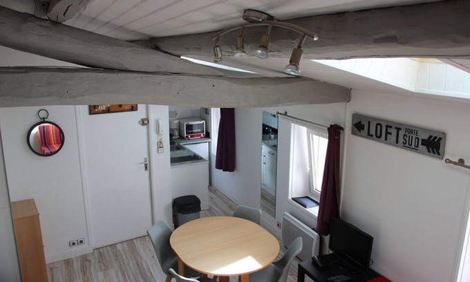 Saujon Apartment | Studio loft 27m2 Saujon 2 min from the spa